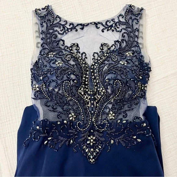 Sumptuous Navy Blue Embellished Evening Gown size 0 - Picture 2 of 16